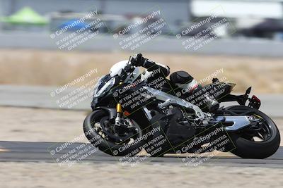 media/Apr-18-2025-CVMA Friday Practice (Fri) [[88baa45499]]/Racer 3/Session 5 (Turn 14 Tip In)/